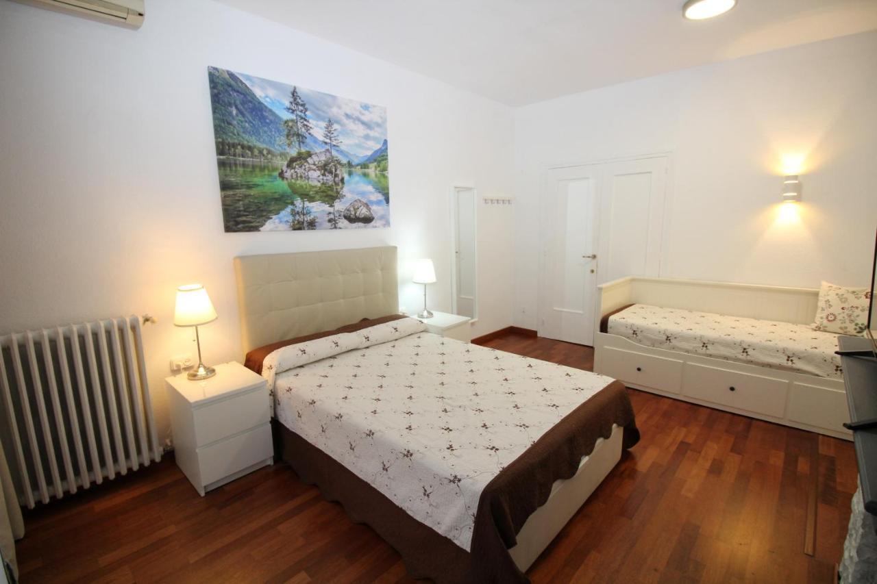 Rooms Viladomat Barcelona Eksteriør bilde